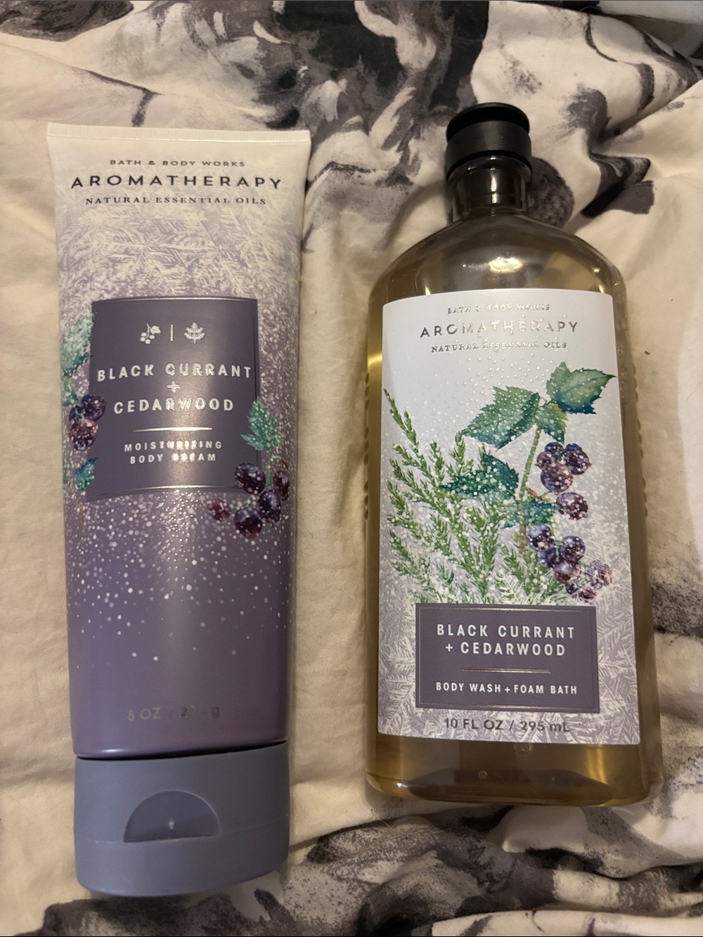 Bath and body works black current and cedarwood aromatherapy set